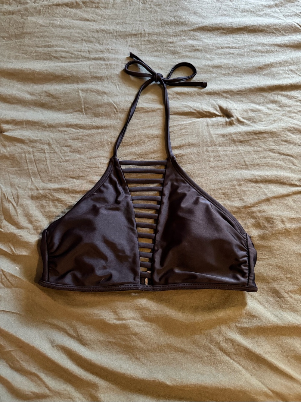 Lattice Front Halter Bikini Top - black